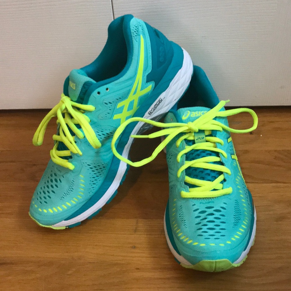 ASICS Gel-Hayano 23